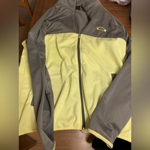 Oakley zip up sweatshirt men’s large